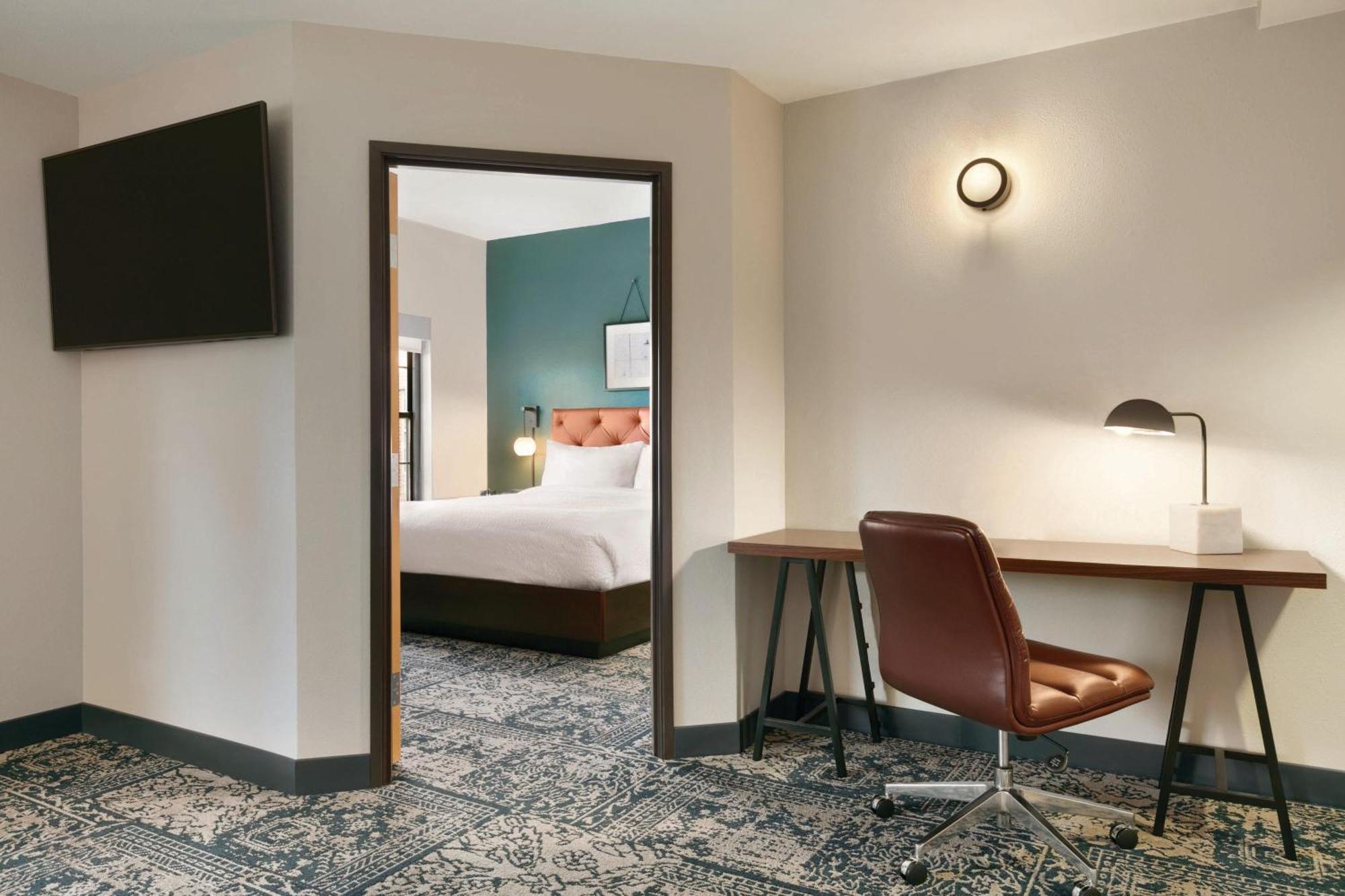 Four Points By Sheraton Raleigh Arena Exteriör bild