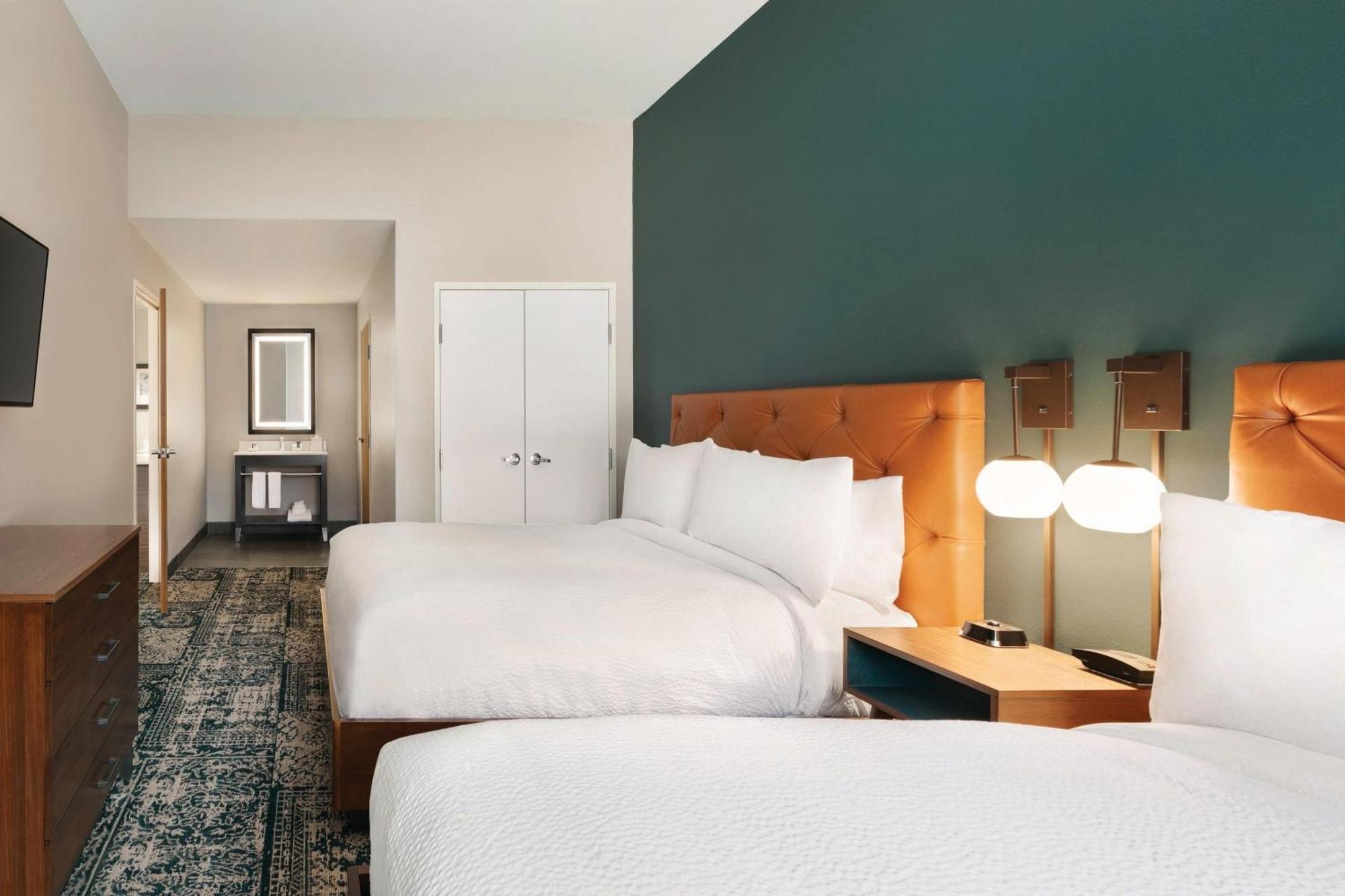 Four Points By Sheraton Raleigh Arena Exteriör bild