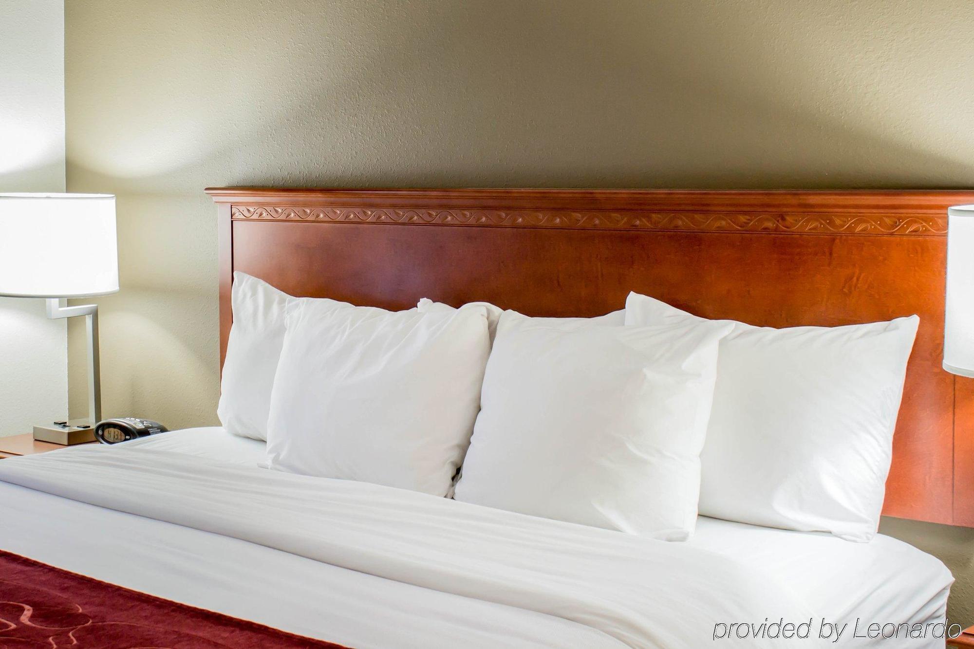 Four Points By Sheraton Raleigh Arena Exteriör bild