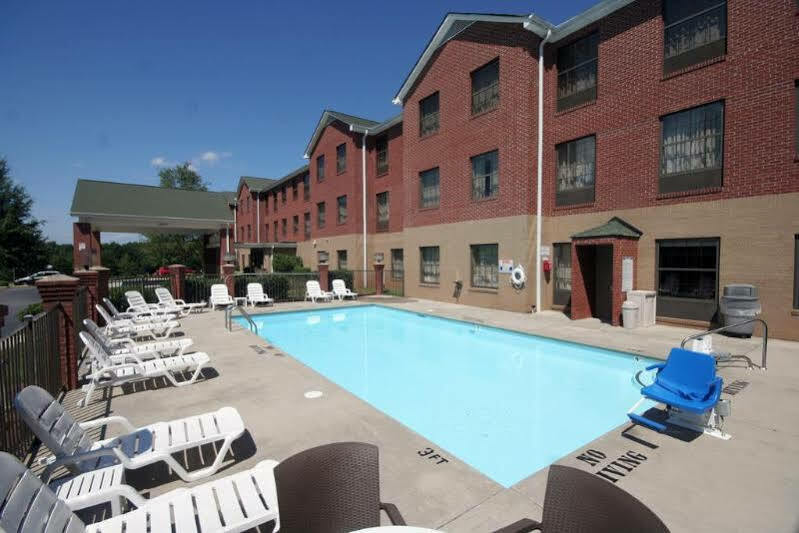 Four Points By Sheraton Raleigh Arena Exteriör bild