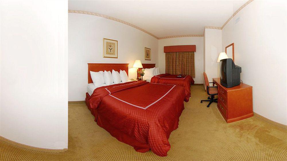 Four Points By Sheraton Raleigh Arena Exteriör bild